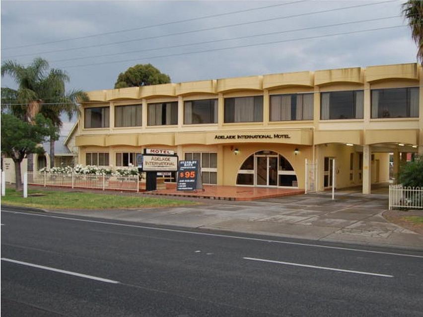 Adelaide International Motel Экстерьер фото